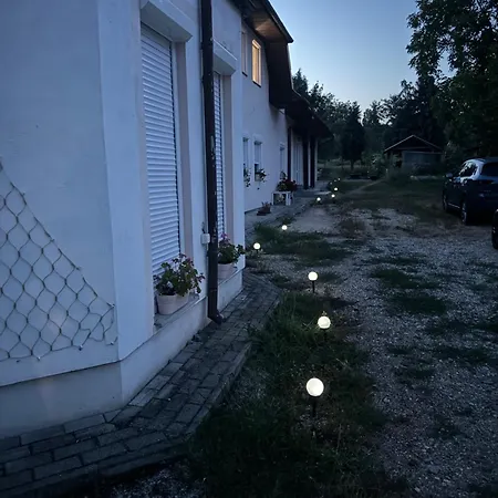 Lavande 아파트 Trávnica